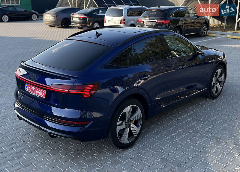 Внедорожник / Кроссовер Audi e-tron Sportback 2020 в Владимире фото 16 Внедорожник / Кроссовер Audi e-tron Sportback 2020 в Владимире