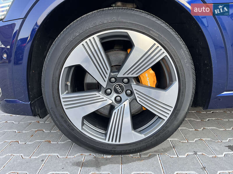 Внедорожник / Кроссовер Audi e-tron Sportback 2020 в Владимире фото 27 Внедорожник / Кроссовер Audi e-tron Sportback 2020 в Владимире