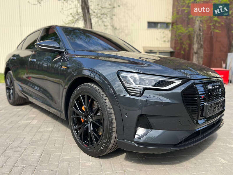 Внедорожник / Кроссовер Audi e-tron Sportback 2022 в Днепре