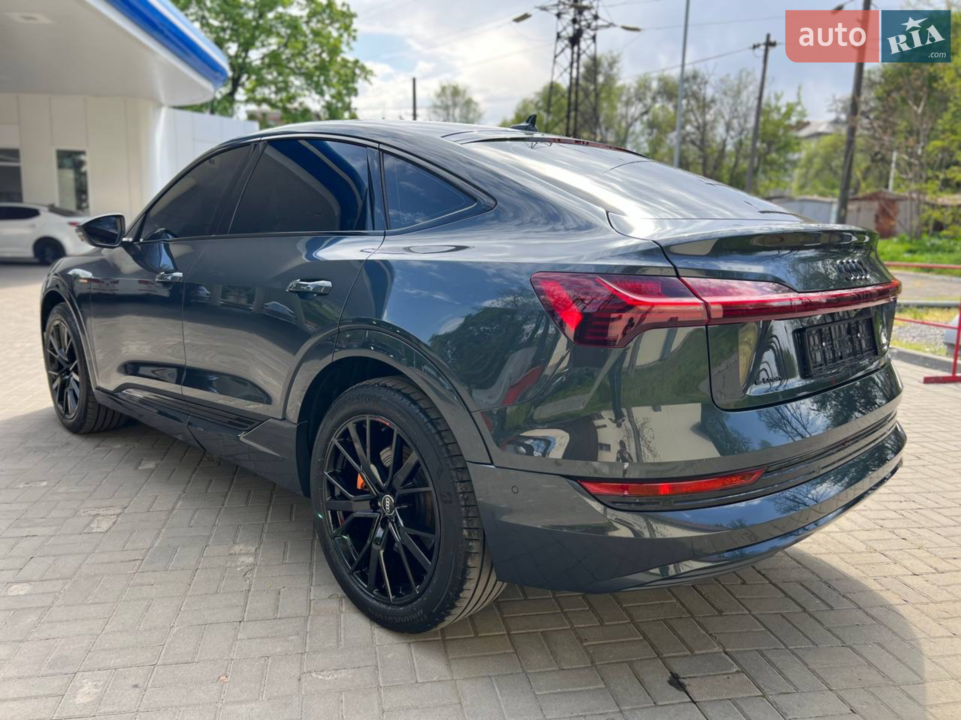2022 Audi e-tron Sportback - мініатюра 12