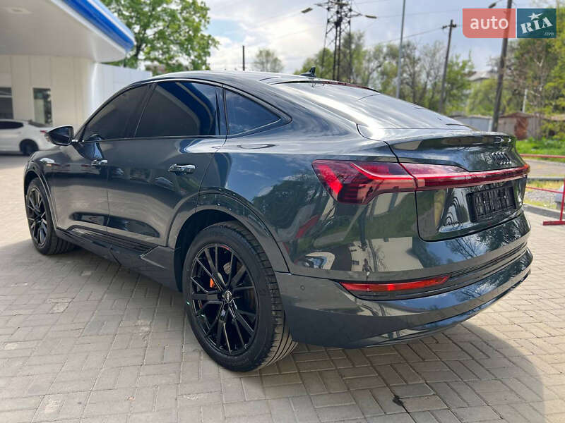 Внедорожник / Кроссовер Audi e-tron Sportback 2022 в Днепре