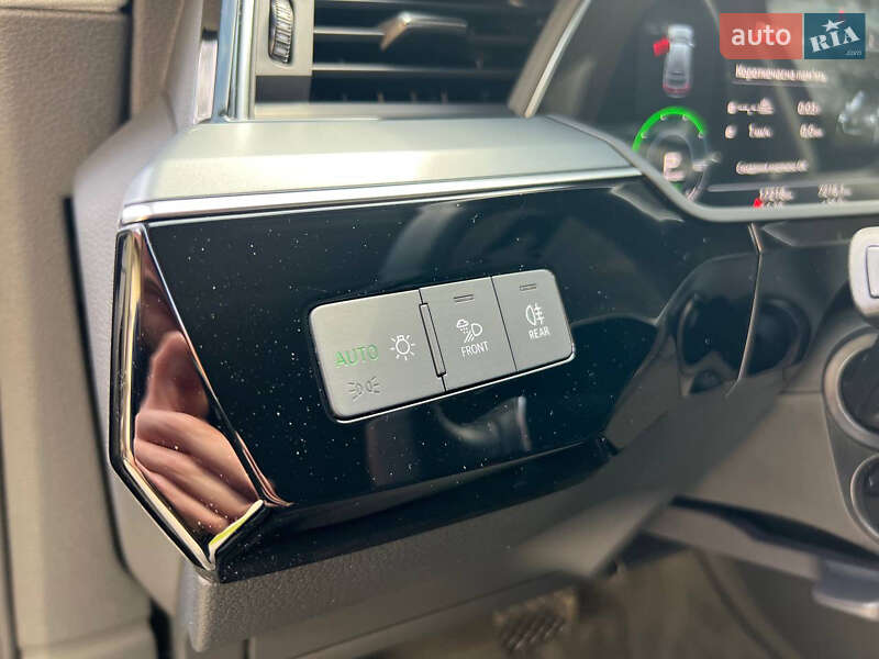 Внедорожник / Кроссовер Audi e-tron Sportback 2022 в Днепре фото 22 Внедорожник / Кроссовер Audi e-tron Sportback 2022 в Днепре