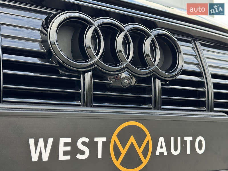 Позашляховик / Кросовер Audi e-tron Sportback 2021 в Мукачевому