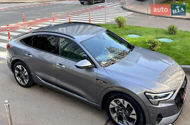Внедорожник / Кроссовер Audi e-tron Sportback 2020 в 