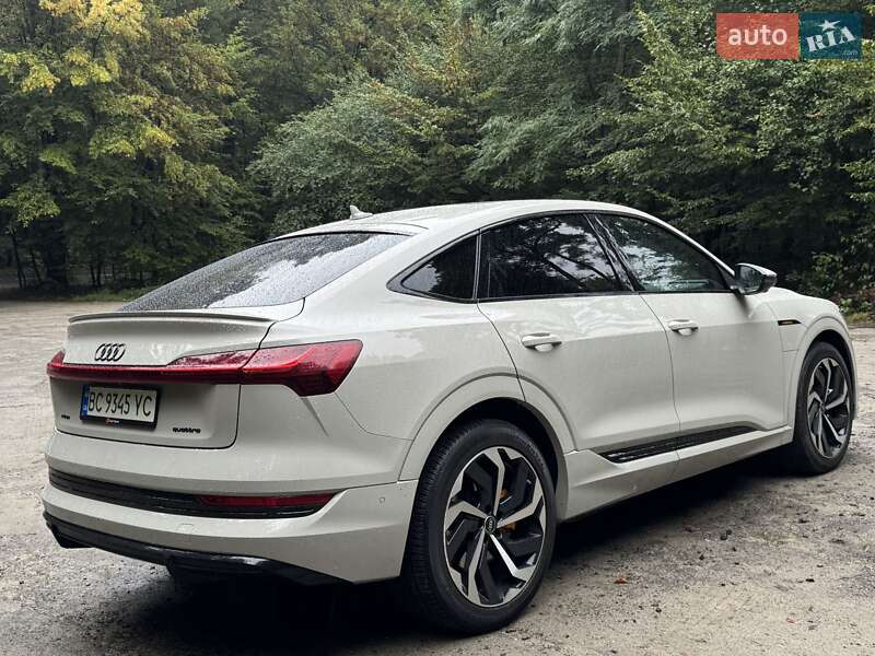 Внедорожник / Кроссовер Audi e-tron Sportback 2022 в Львове