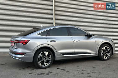 Внедорожник / Кроссовер Audi e-tron Sportback 2021 в 
