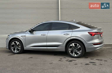 Внедорожник / Кроссовер Audi e-tron Sportback 2021 в 
