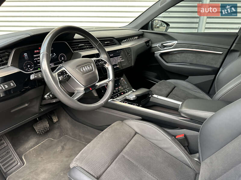 Внедорожник / Кроссовер Audi e-tron Sportback 2021 в Ровно