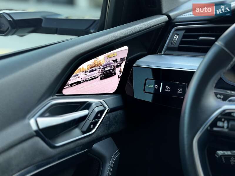 Внедорожник / Кроссовер Audi e-tron Sportback 2020 в Киеве фото 44 Внедорожник / Кроссовер Audi e-tron Sportback 2020 в Киеве
