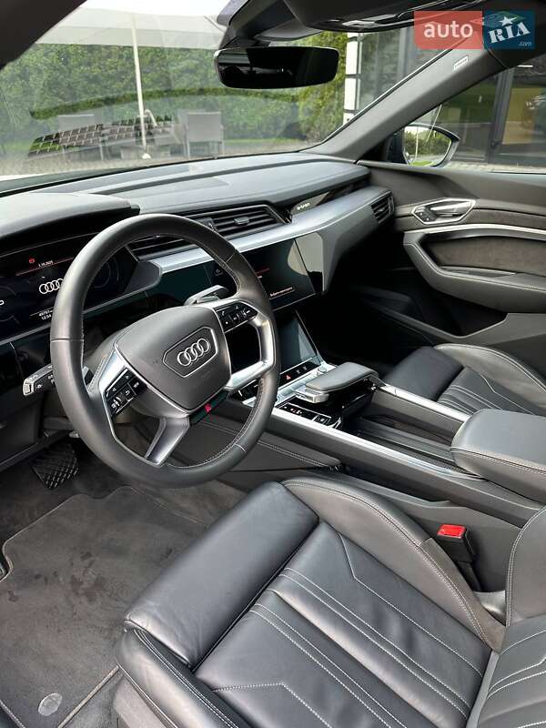 Позашляховик / Кросовер Audi e-tron Sportback 2020 в Львові фото 11 Позашляховик / Кросовер Audi e-tron Sportback 2020 в Львові
