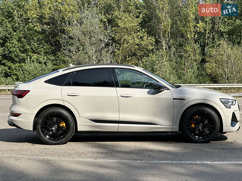 Внедорожник / Кроссовер Audi e-tron Sportback 2022 в Ковеле