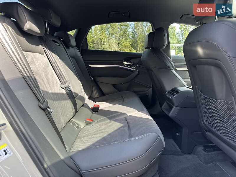 Внедорожник / Кроссовер Audi e-tron Sportback 2022 в Ковеле