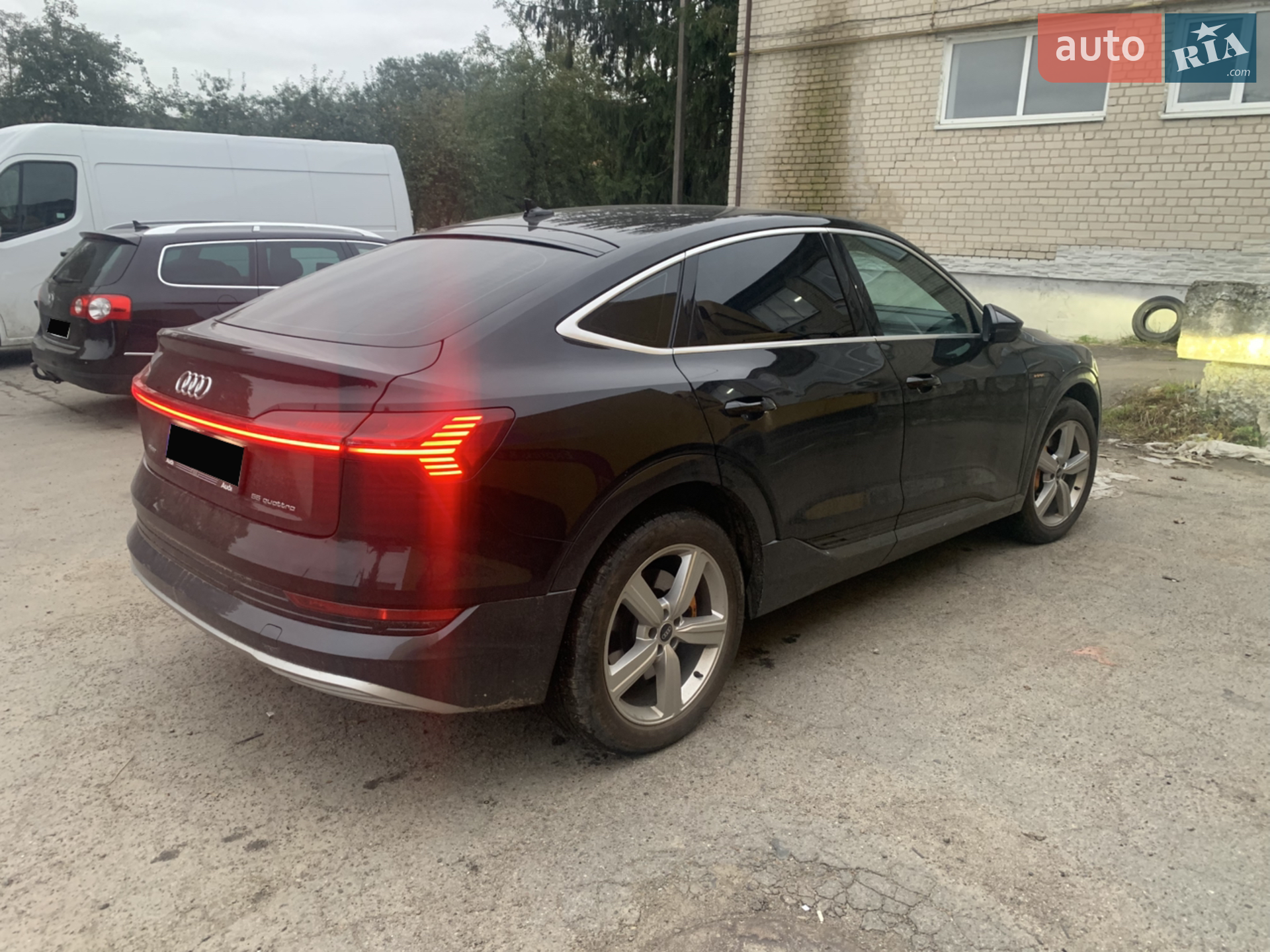 2020 Audi e-tron Sportback - мініатюра 13