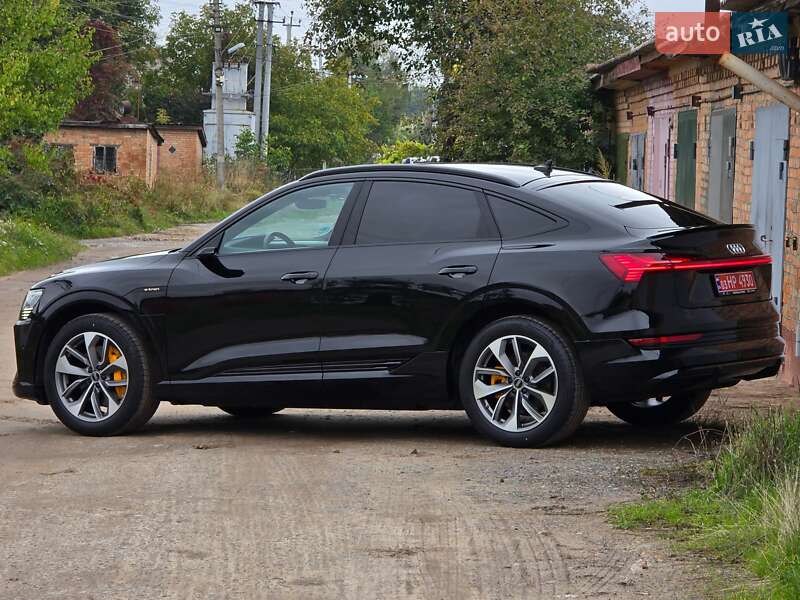 Внедорожник / Кроссовер Audi e-tron Sportback 2022 в Житомире