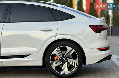 Внедорожник / Кроссовер Audi e-tron Sportback 2021 в 