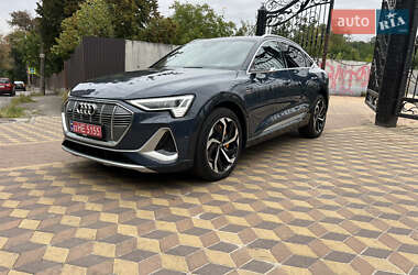 Внедорожник / Кроссовер Audi e-tron Sportback 2020 в 