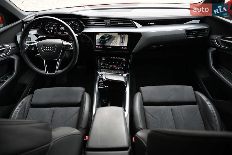 Внедорожник / Кроссовер Audi e-tron Sportback 2022 в Львове