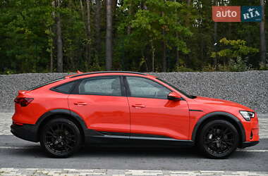 Внедорожник / Кроссовер Audi e-tron Sportback 2022 в 