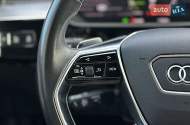 Внедорожник / Кроссовер Audi e-tron Sportback 2021 в 
