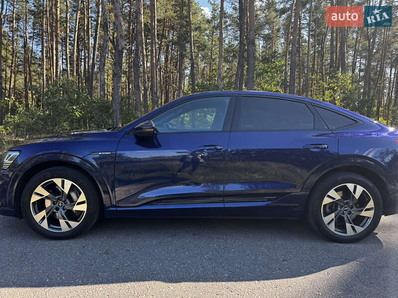 Позашляховик / Кросовер Audi e-tron Sportback 2021 в Києві фото 9 Позашляховик / Кросовер Audi e-tron Sportback 2021 в Києві