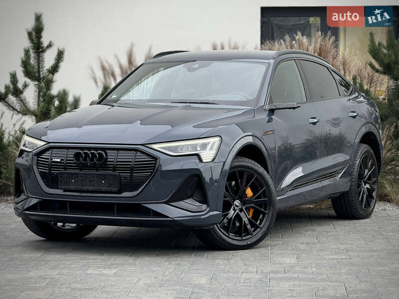 Внедорожник / Кроссовер Audi e-tron Sportback 2022 в 
