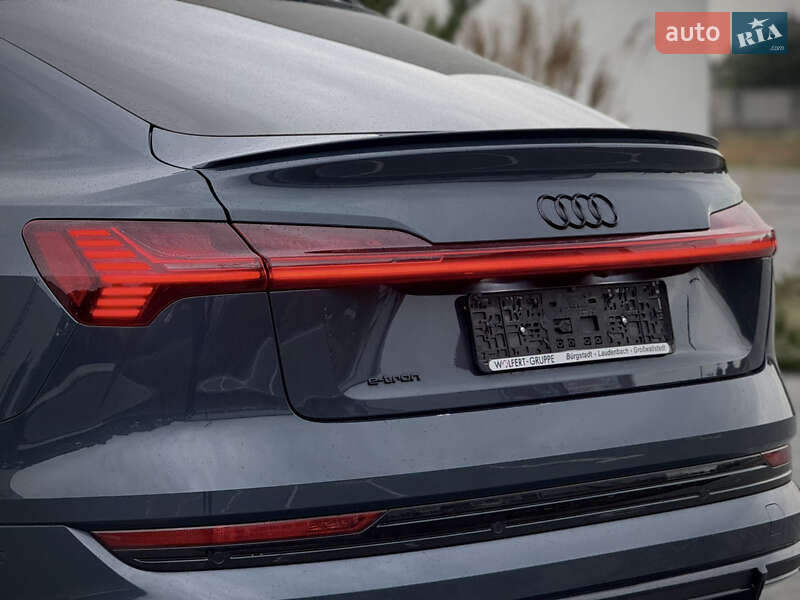 Внедорожник / Кроссовер Audi e-tron Sportback 2022 в Луцке