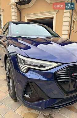 Внедорожник / Кроссовер Audi e-tron Sportback 2021 в 