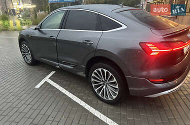 Внедорожник / Кроссовер Audi e-tron Sportback 2020 в 