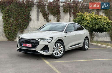 Внедорожник / Кроссовер Audi e-tron Sportback 2021 в 