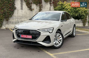 Позашляховик / Кросовер Audi e-tron Sportback 2021 в Рівному