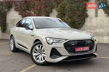 Внедорожник / Кроссовер Audi e-tron Sportback 2021 в 