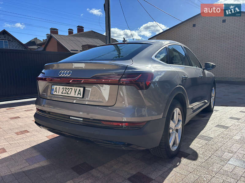 Внедорожник / Кроссовер Audi e-tron Sportback 2021 в Киеве