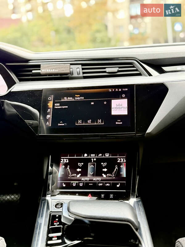 Внедорожник / Кроссовер Audi e-tron Sportback 2020 в Львове