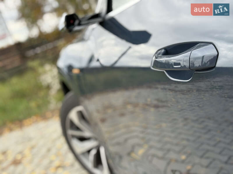 Внедорожник / Кроссовер Audi e-tron Sportback 2021 в Стрые