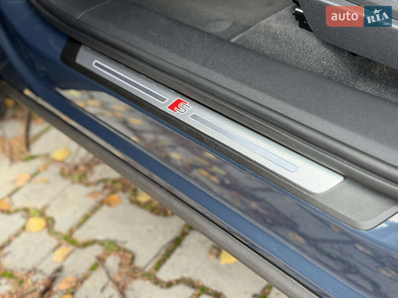 Внедорожник / Кроссовер Audi e-tron Sportback 2021 в Стрые