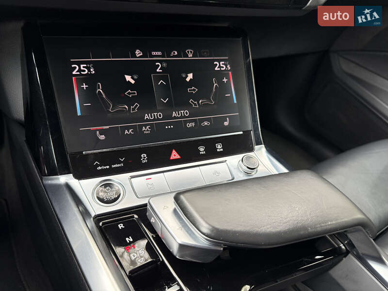 Внедорожник / Кроссовер Audi e-tron Sportback 2021 в Стрые