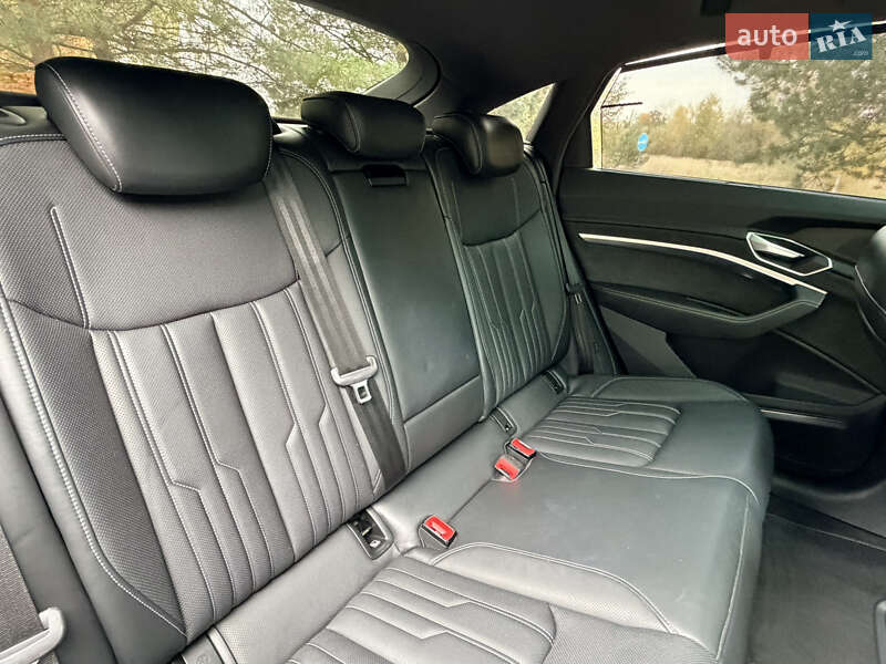 Внедорожник / Кроссовер Audi e-tron Sportback 2021 в Дрогобыче
