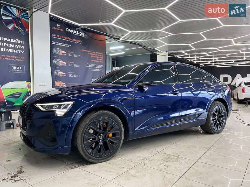 Внедорожник / Кроссовер Audi e-tron Sportback 2021 в Днепре