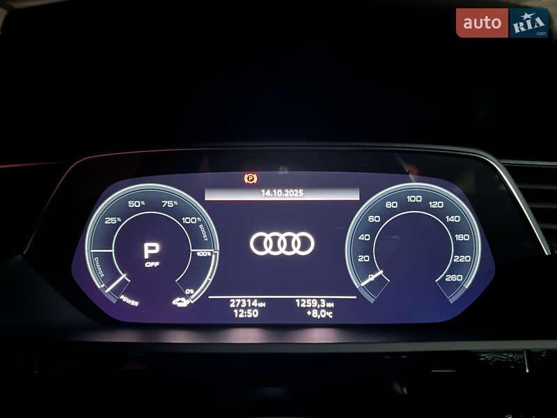 Позашляховик / Кросовер Audi e-tron Sportback 2023 в Києві