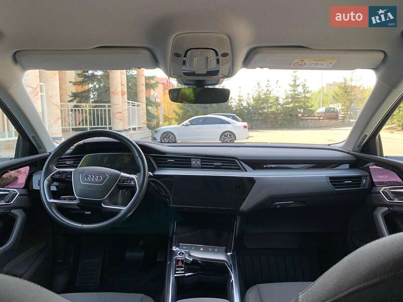 Внедорожник / Кроссовер Audi e-tron Sportback 2020 в Тернополе