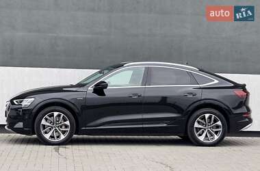 Внедорожник / Кроссовер Audi e-tron Sportback 2021 в 