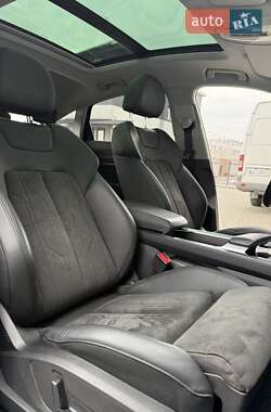 Внедорожник / Кроссовер Audi e-tron Sportback 2021 в 