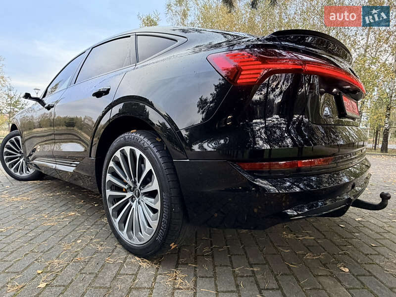 Внедорожник / Кроссовер Audi e-tron Sportback 2020 в Дрогобыче
