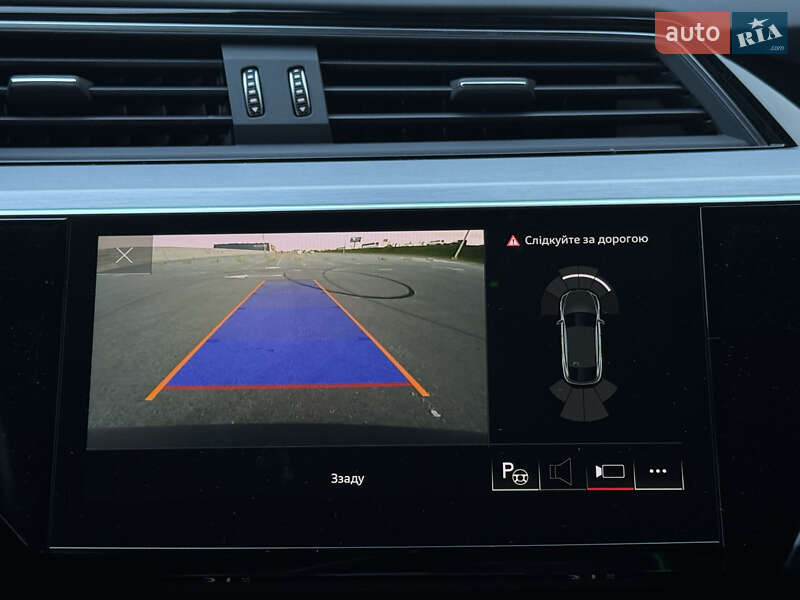 Позашляховик / Кросовер Audi e-tron Sportback 2021 в Львові фото 47 Позашляховик / Кросовер Audi e-tron Sportback 2021 в Львові