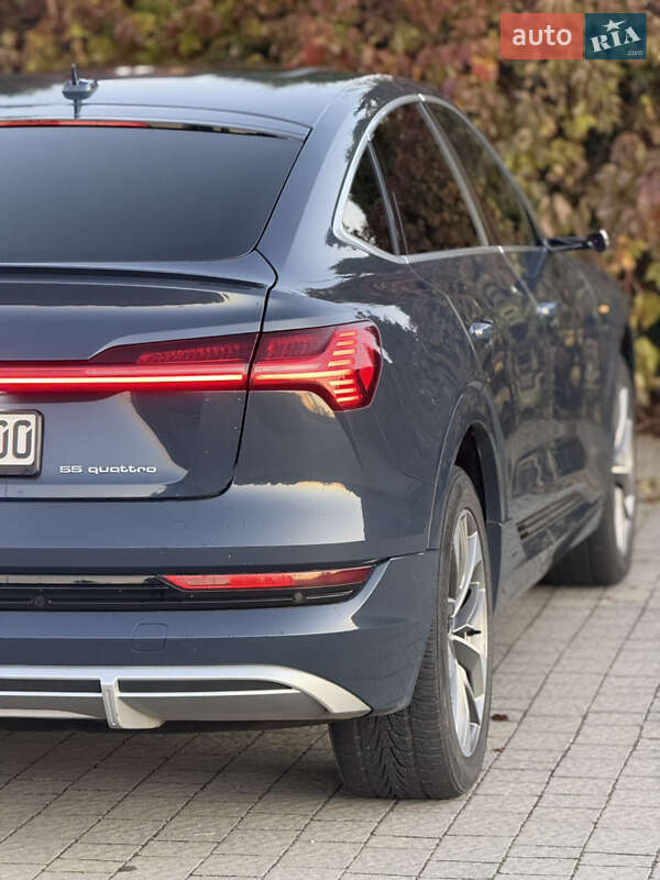 Позашляховик / Кросовер Audi e-tron Sportback 2021 в Львові фото 16 Позашляховик / Кросовер Audi e-tron Sportback 2021 в Львові