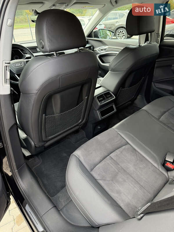 Позашляховик / Кросовер Audi e-tron Sportback 2022 в Чернівцях фото 60 Позашляховик / Кросовер Audi e-tron Sportback 2022 в Чернівцях