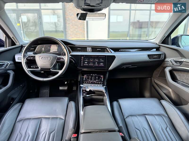 Позашляховик / Кросовер Audi e-tron Sportback 2021 в Тернополі