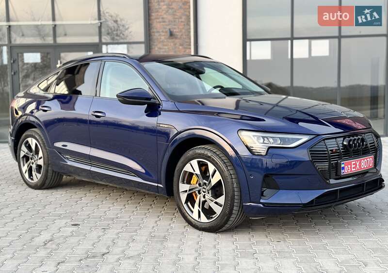 Позашляховик / Кросовер Audi e-tron Sportback 2021 в Тернополі
