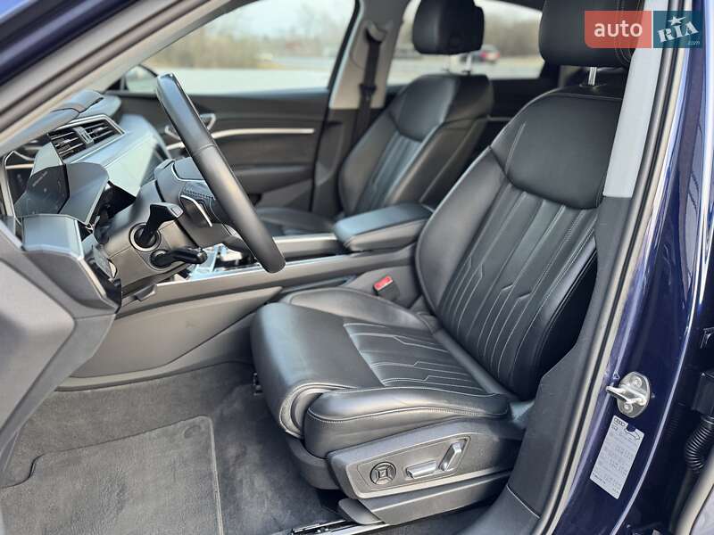 Позашляховик / Кросовер Audi e-tron Sportback 2021 в Тернополі
