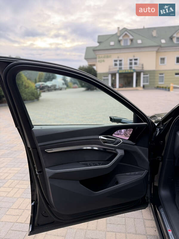 Позашляховик / Кросовер Audi e-tron Sportback 2022 в Львові фото 24 Позашляховик / Кросовер Audi e-tron Sportback 2022 в Львові